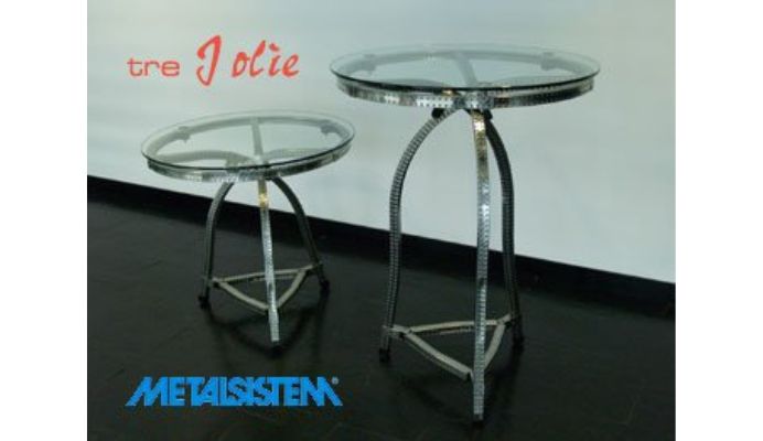 Tavolino metallico tondo in acciaio inox